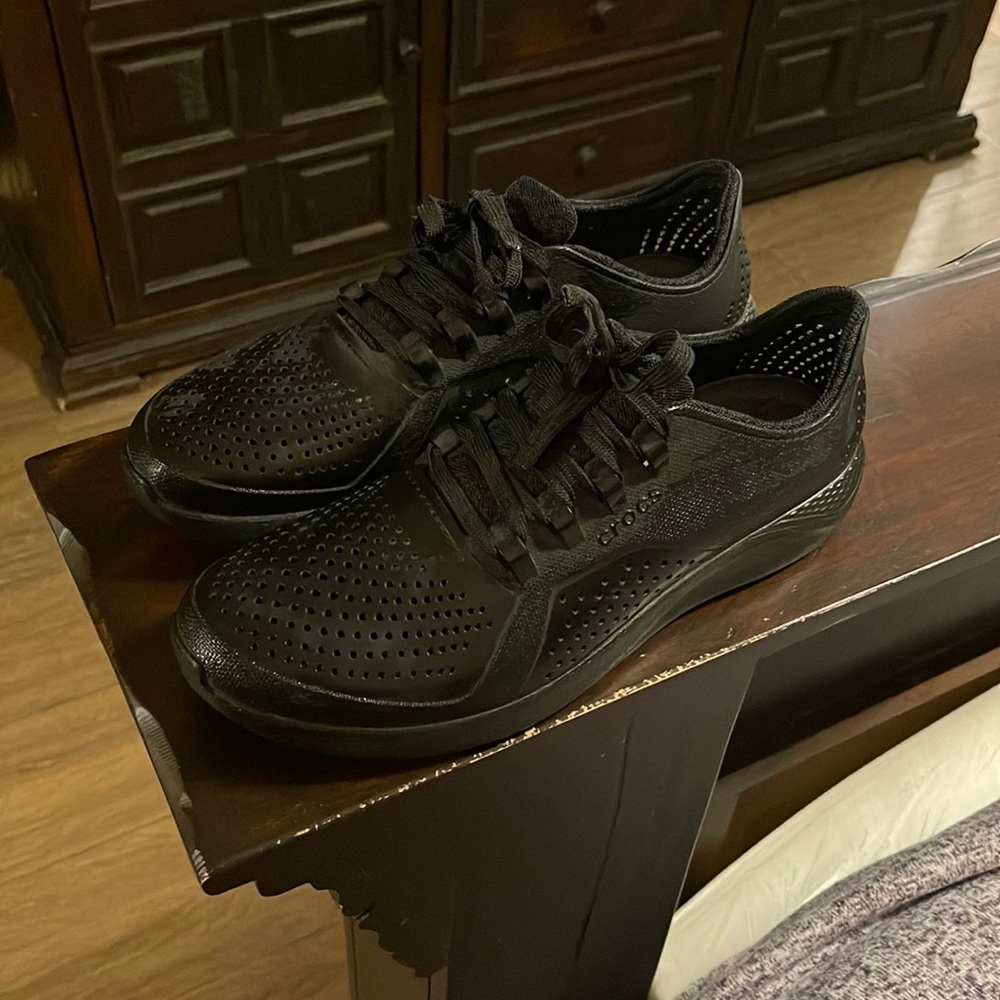 CROCS Lite Ride Size 11